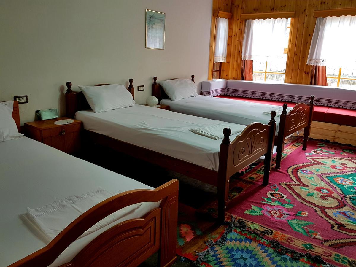 Eva Guesthouse Gjirokastër 외부 사진