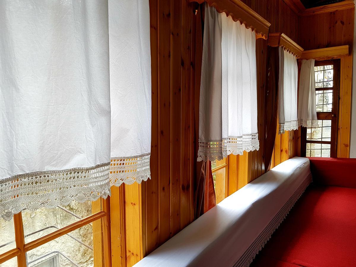 Eva Guesthouse Gjirokastër 외부 사진