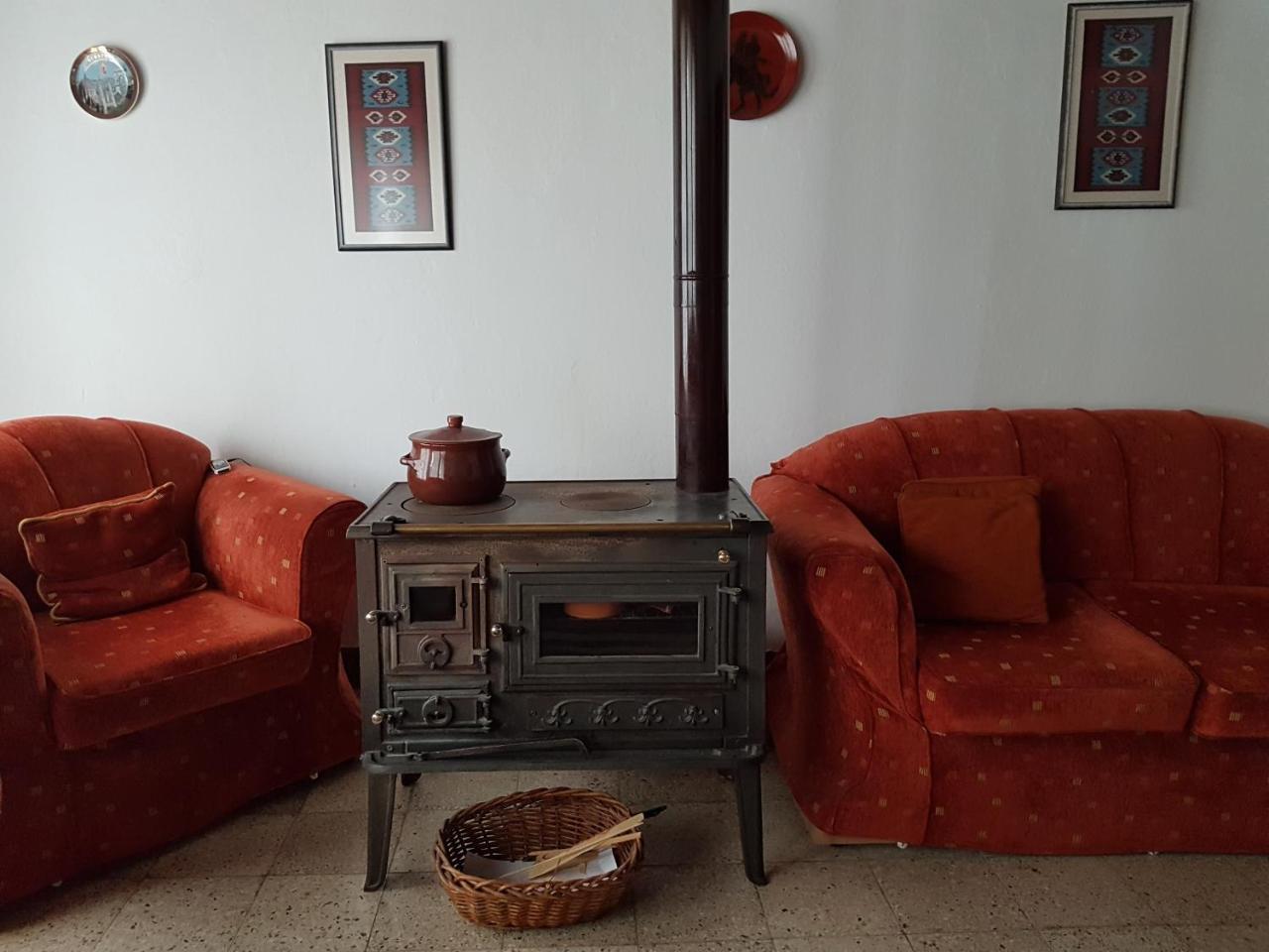 Eva Guesthouse Gjirokastër 외부 사진
